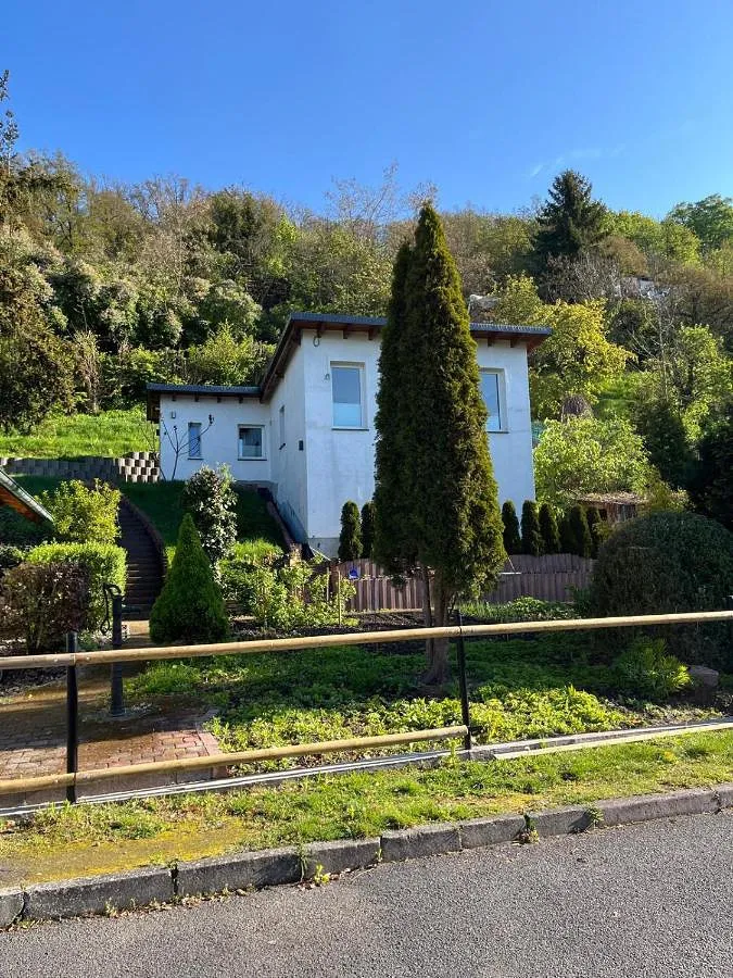 Ferienhaus für 5 Personen, mit Garten und Ausblick, mit Haustier - 1