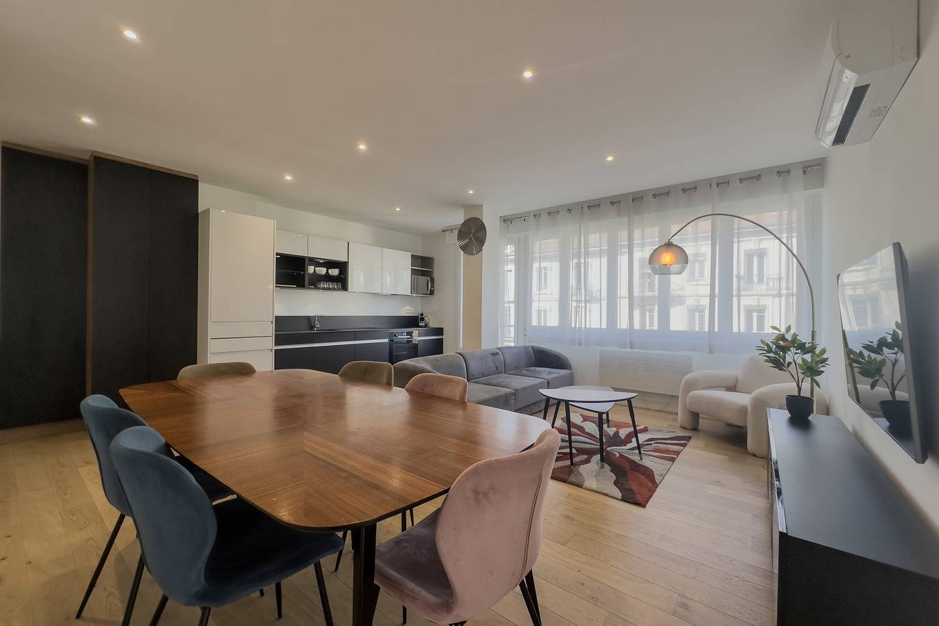 Apartamento entero, #Hu | Le Coeur Lorraine 🥐  | City center/Station T3 in Grenoble, Isère