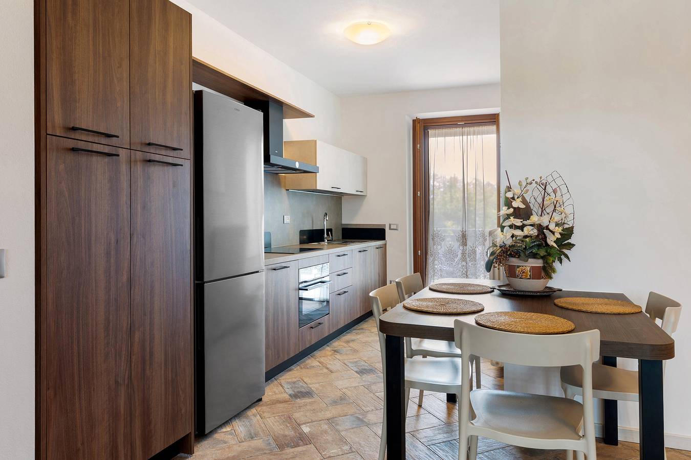 Ganzes Studio, Studio 'La Scarpina Alloggio N 2' mit privater Terrasse, Gemeinschaftsgarten und Klimaanlage in Ponti sul Mincio, Gardasee