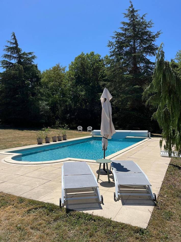 Gîte pour 6 personnes, avec piscine