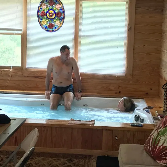 Albergue para 8 personas, con jacuzzi y sauna además de piscina y jardín - 1