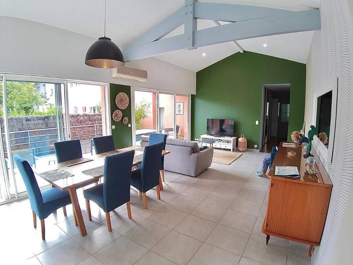 Location de vacances pour 8 personnes, avec vue et jardin dans Thermes de l'Avenue - 3