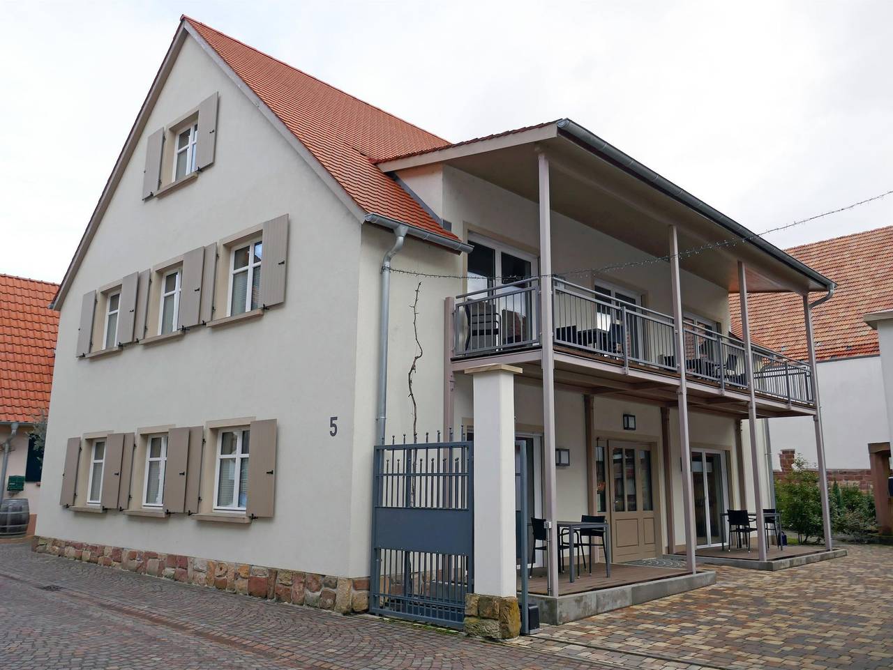 Ganze Ferienwohnung, Weingut & Gästehaus Frank Bohlender - Ferienwohnung in Steinweiler, Kurpfalz