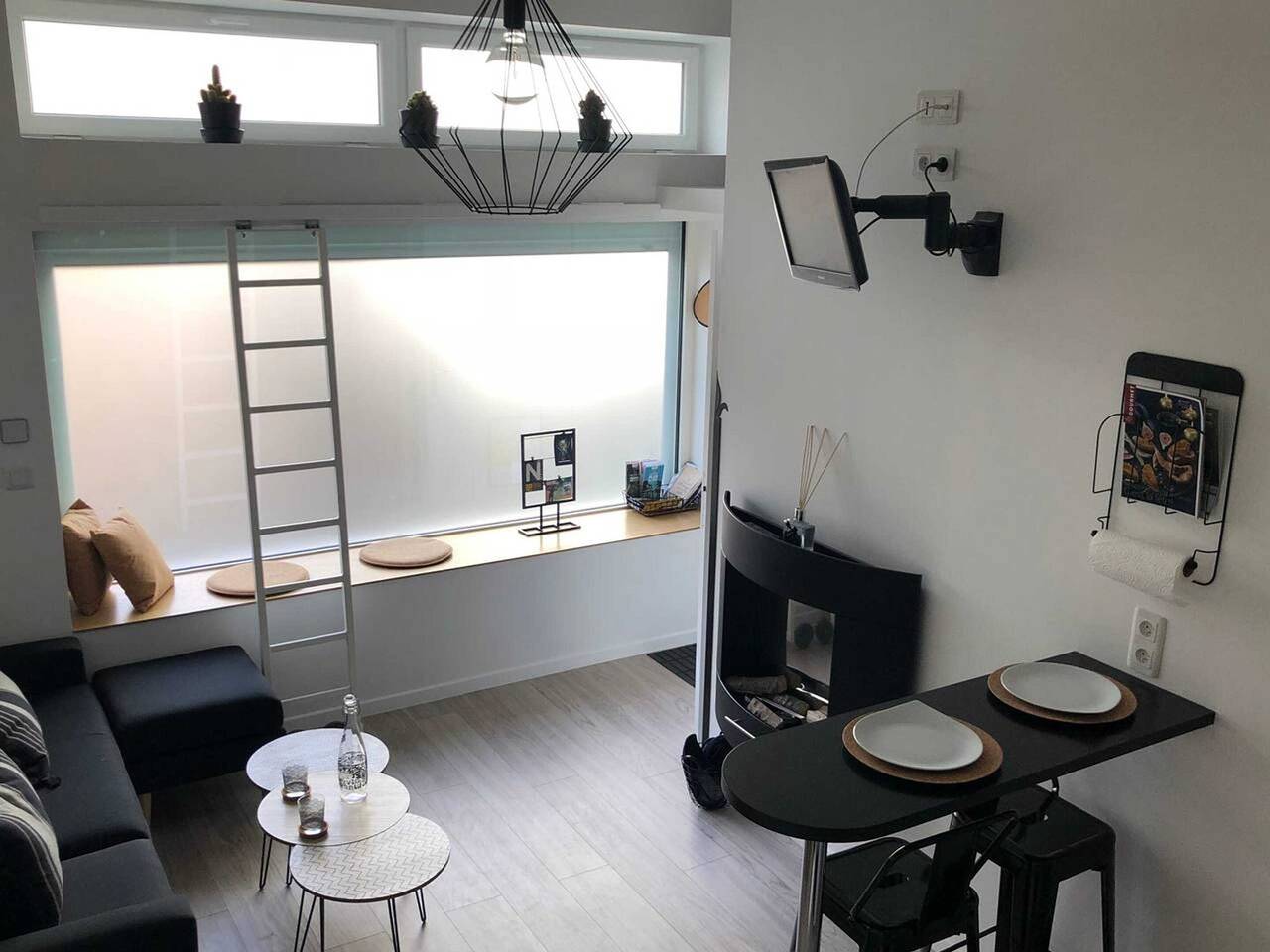 Studio entier, Studio moderne à Clermont-Ferrand – 35 m² + Parking gratuit in Clermont-Ferrand, Parc naturel régional des Volcans d'Auvergne