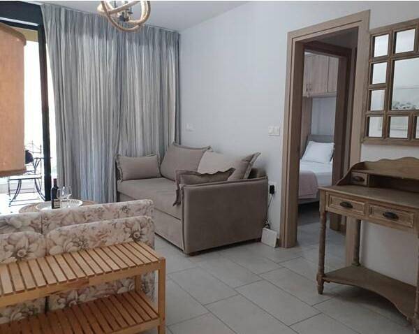 Ganze Wohnung, One-Bedroom Apartment in Nikiana, Alexandros