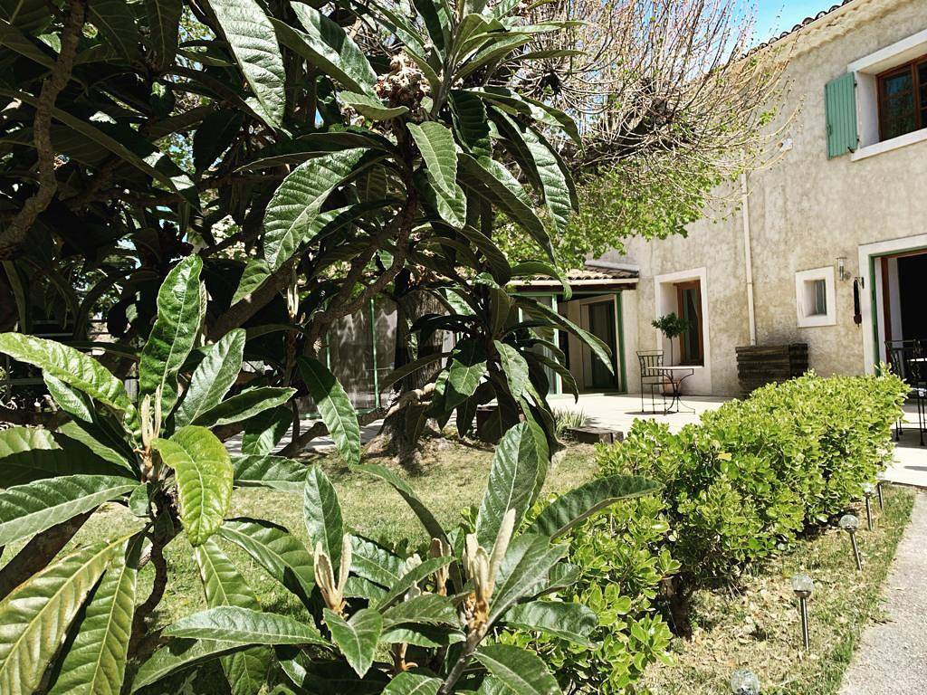 Gîte für 2 Personen mit Garten in Mirabel-aux-Baronnies, Nyons und Umgebung