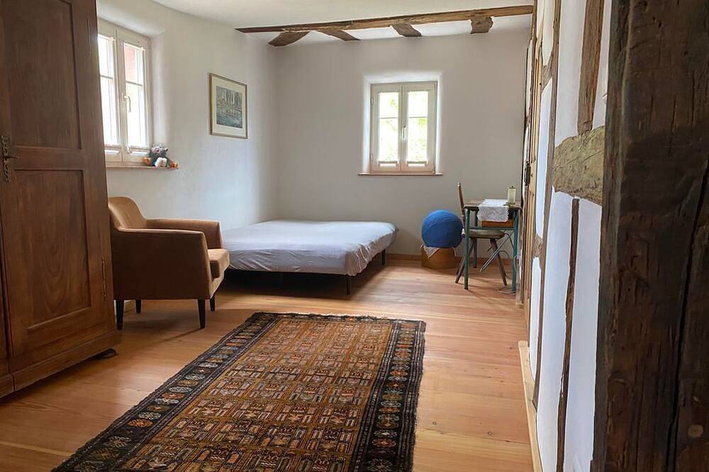 Haus der Behaglichkeit - Ferienhaus, Dusche, Wc, 2 Schlafräume in Erlenbach bei Dahn, Landkreis Südwestpfalz