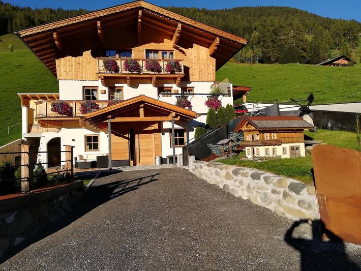 Ferienwohnung für 5 Personen, mit Terrasse und Garten in Kartitsch