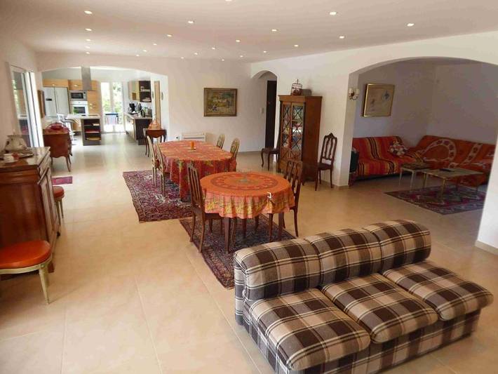 Location de vacances pour 8 personnes, avec vue et piscine ainsi que jardin et bassin pour enfant, animaux acceptés à Carcès - 2