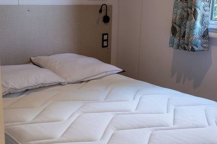 New mobile home at Camping Heidestrand Zonhoven—pets welcome in Zonhoven, Hasselt und Umgebung