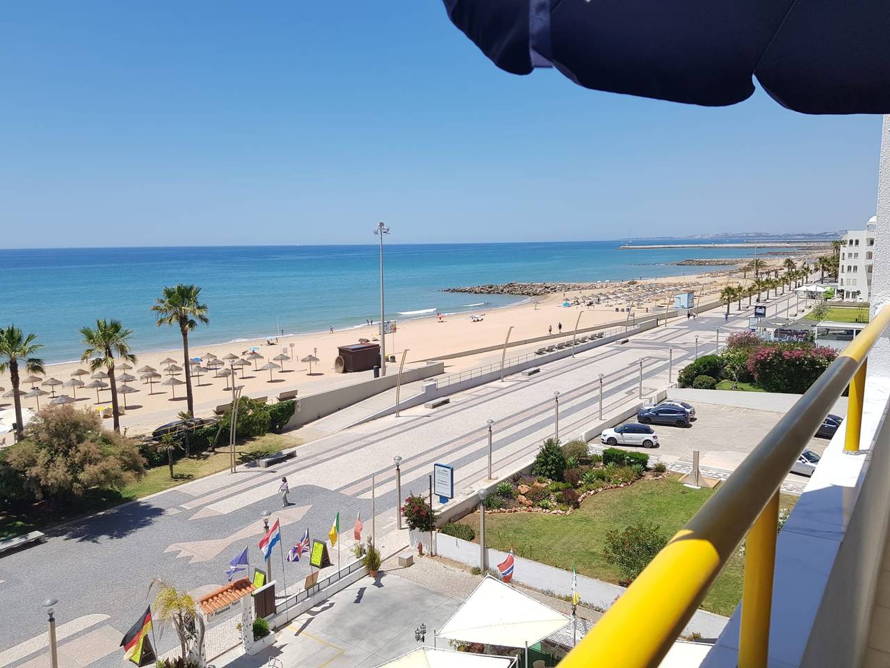 Apartamento inteiro, T1 Praiamar 4E A/C Fr.Mar Garagem in Cavacos, Quarteira