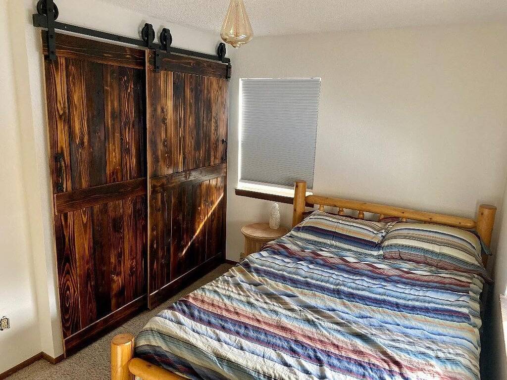 Cozy Mountain Home Close To Hiking, Ski &Red Rocks in Kittredge, Jefferson County