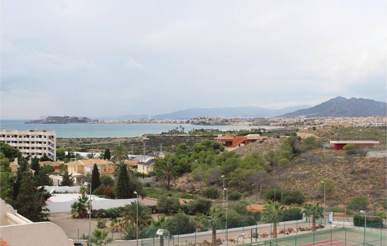 Appartement de vacances entier, Appartement en bord de mer avec piscine et terrasse in Isla Plana, Carthagène
