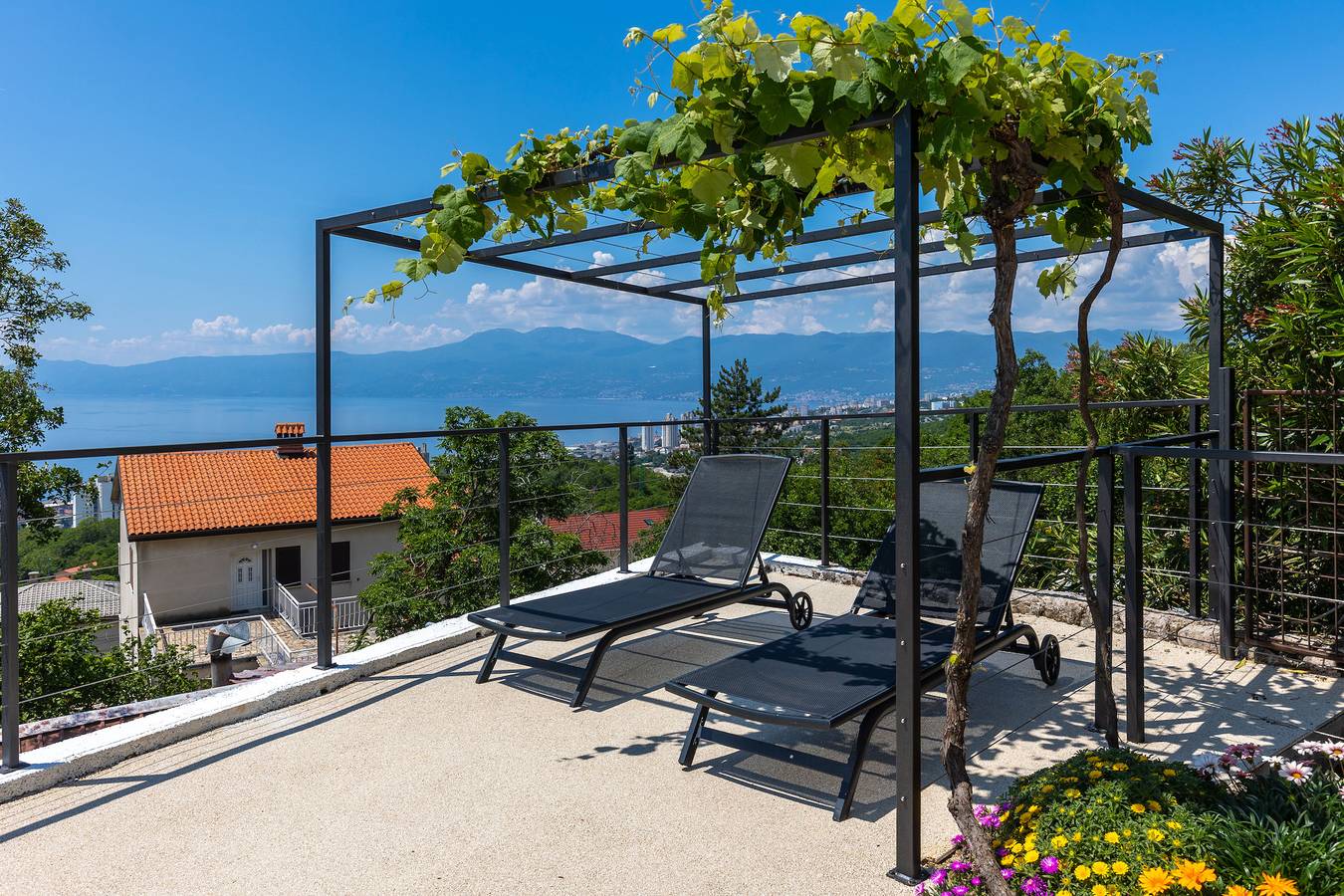 Ganze Wohnung, Pool And Garden Apartment Happy Sound in Rijeka, Primorje-Gorski Kotar