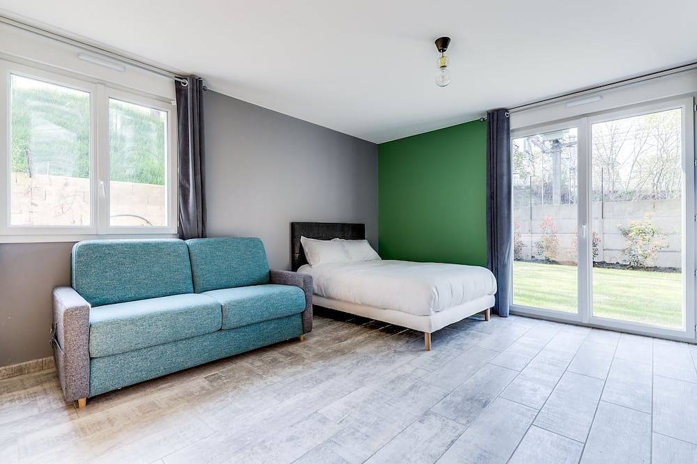 Appartement entier, Résidence 4T Immo (Studio Vert N°2) in Aulnay-sous-Bois, Seine-Saint-Denis