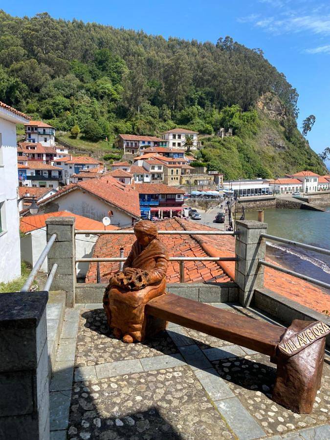 Gîte pour 4 personnes, avec Terrasse et Vue dans Tazones