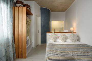 Villa pour 3 personnes, avec balcon et vue sur l’océan dans Firostefani