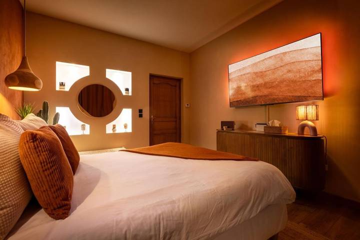 Location de vacances pour 2 personnes, avec sauna ainsi que jacuzzi et jardin à Bruay-la-Buissière - 3