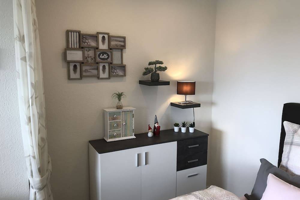 Ganze Wohnung, Apartment mit Sonnenbalkon Sankt Augustin Zentrum in Niederpleis, Sankt Augustin