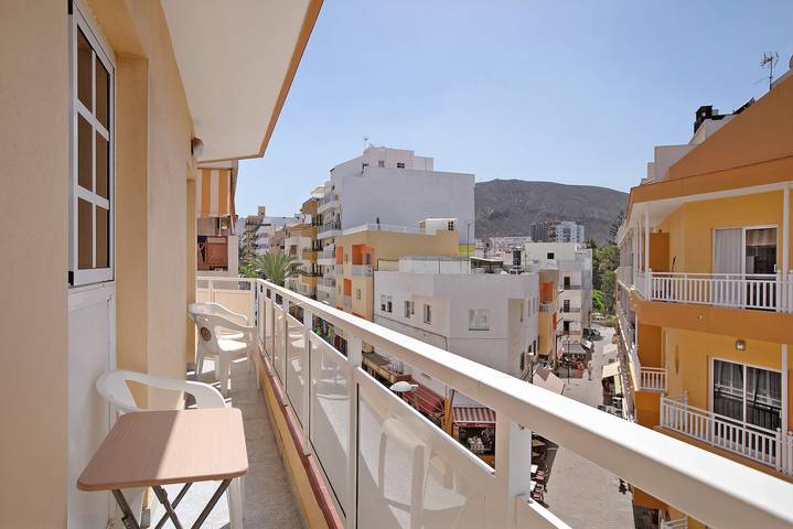 Ferienwohnung für 4 Personen, mit Balkon auf den Kanaren - 2