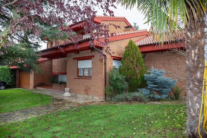 Casa de vacaciones para 8 personas, con vistas y jardín, Se admiten mascotas - 1