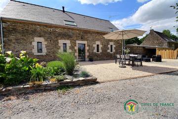 Gîte pour 8 personnes, avec jardin et terrasse à Taupont