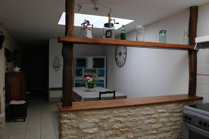 Location de vacances pour 6 personnes, avec vue et jardin, animaux acceptés à Avanton - 4