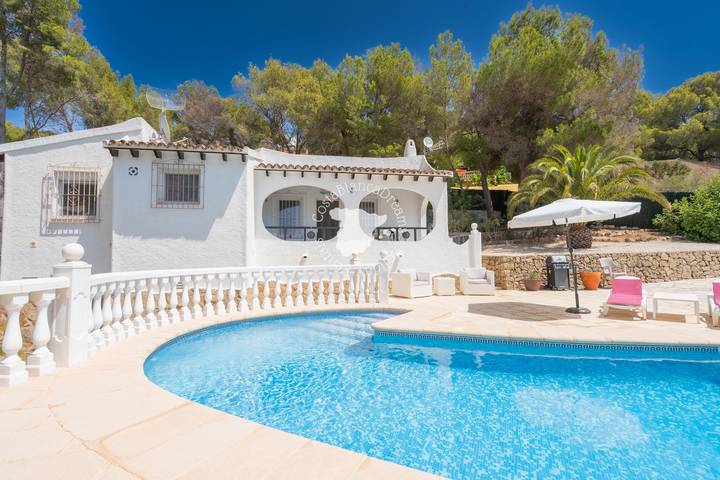 Chalet para 4 personas, con jardín y terraza - 1