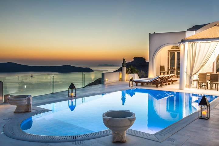 Villa pour 6 personnes, avec terrasse et vue sur l’océan à Thera
