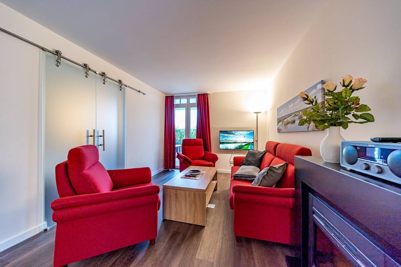 Ganze Wohnung, Strandnahe, schöne Wohnung mit Sauna, Terrasse mit Strandkorb und Landblick in Samtgemeinde Land Wursten, Wurster Nordseeküste