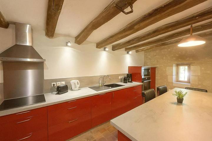 Gîte pour 7 personnes, avec jardin à Dierre