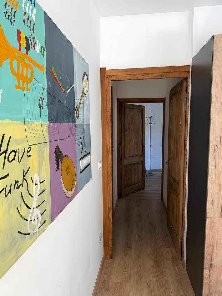 Entire apartment, Apartment 'Casa Nais' with Mountain View and Balcony in Acceglio, Cuneo Province