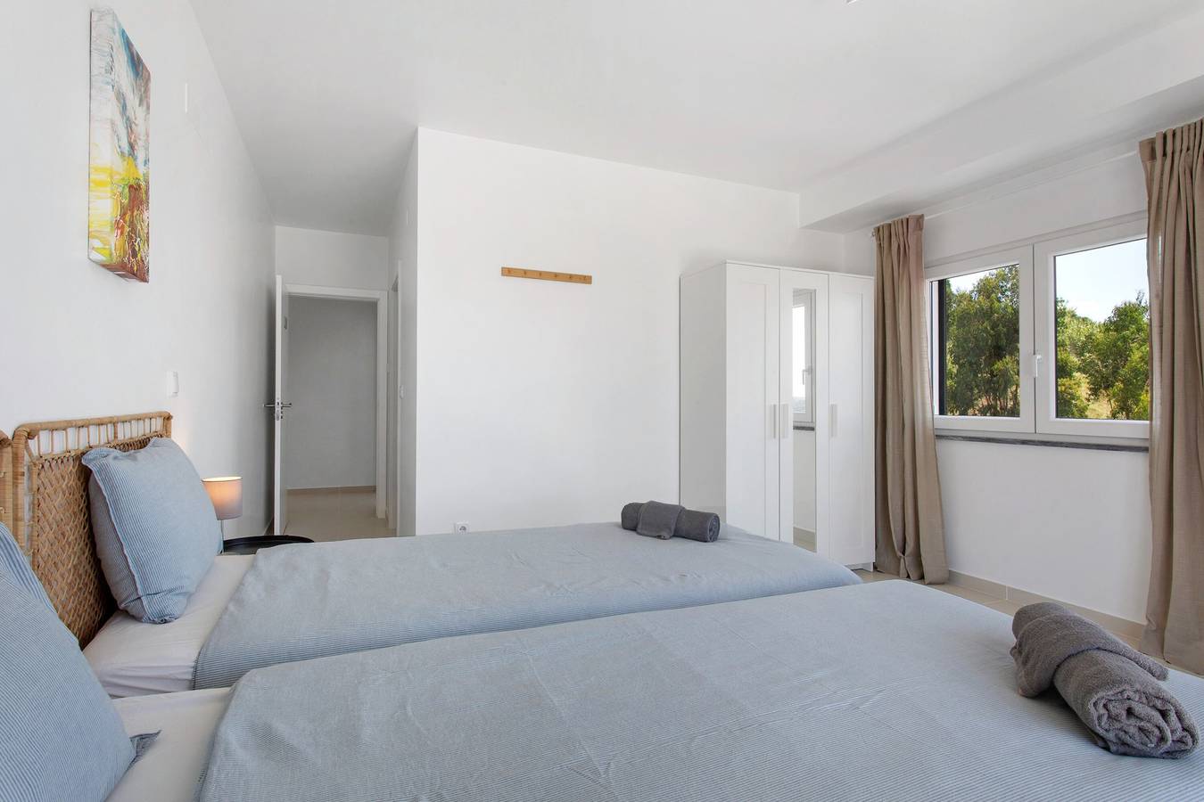 Zimmer 'Venus' mit Bergblick, Gemeinschaftspool und Wlan-Zugang in Lourinhã, Lissabon Distrikt