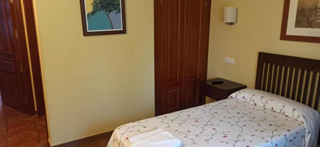 Hotel para 2 personas, con terraza además de jardín y vistas en Provincia de Burgos - 2