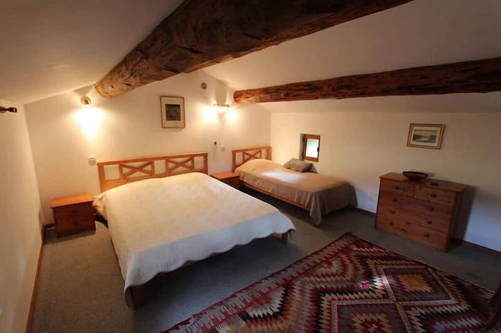 Location de vacances pour 4 personnes, avec terrasse ainsi que jardin et piscine, animaux acceptés à Verfeuil - 3