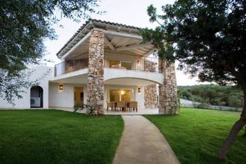Villa pour 4 personnes, avec jardin et balcon à Costa Rei