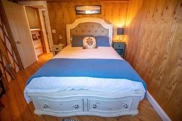 Vacation House for 7 Guests in Philipsburg, Montana, Picture 2