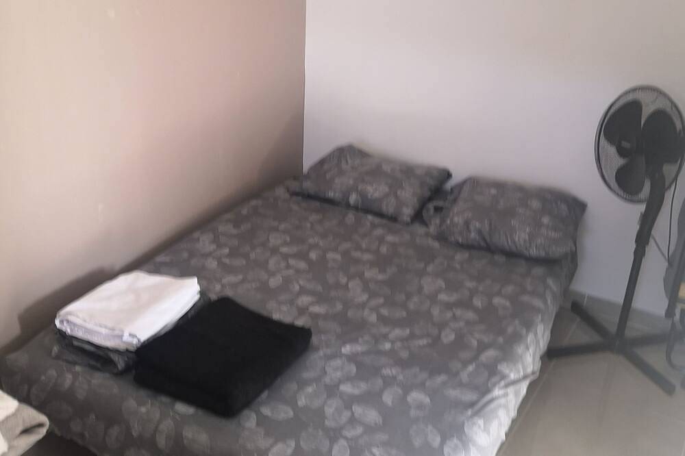 Apartamento entero, Pueblo acogedor ......... in Valle del Oise