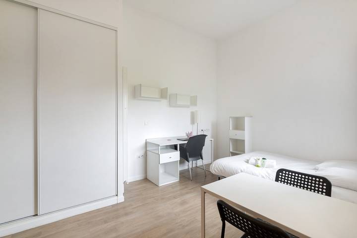 Studio entier, 7 - Palaiseau - Wifi - Proche Rer in Palaiseau, Essonne