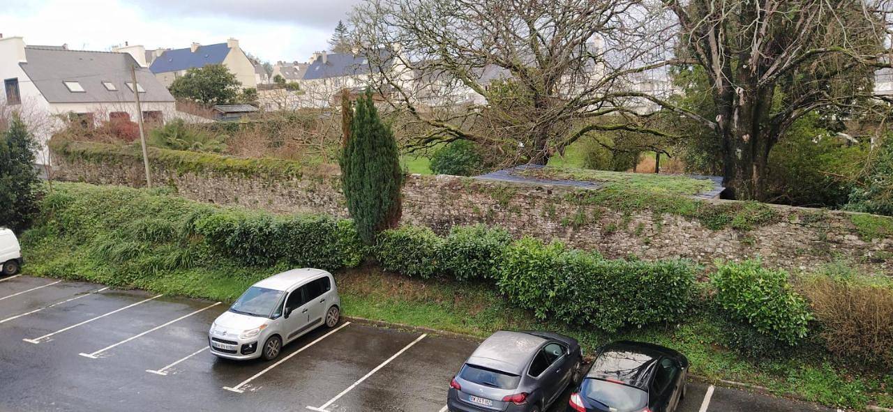 Appartement entier, One-Bedroom Apartment in Landerneau, Région de Brest