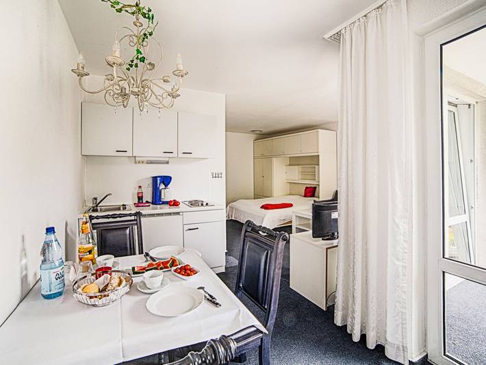 Ferienwohnung für 2 Personen, mit Garten und Balkon sowie Sauna in Duhnen - 4