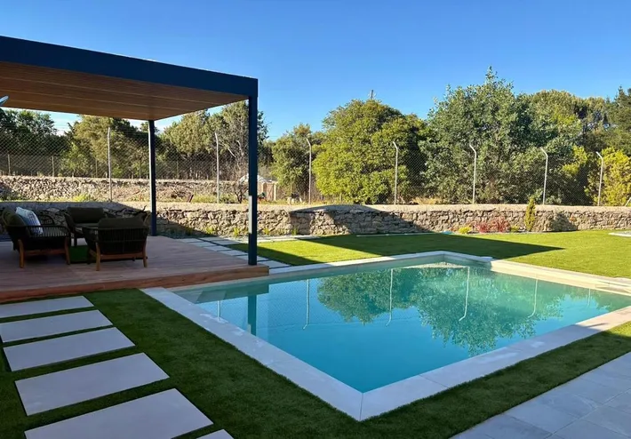 Chalet para 8 personas, con piscina y jardín - 1