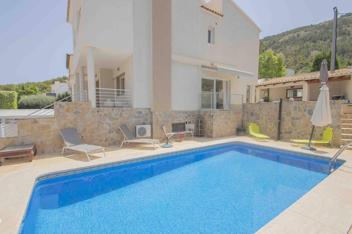 Casa de vacaciones Villa Polar Spaniahome con vistas al mar, piscina y Wi-Fi in L'Albir, Alfàs del Pi