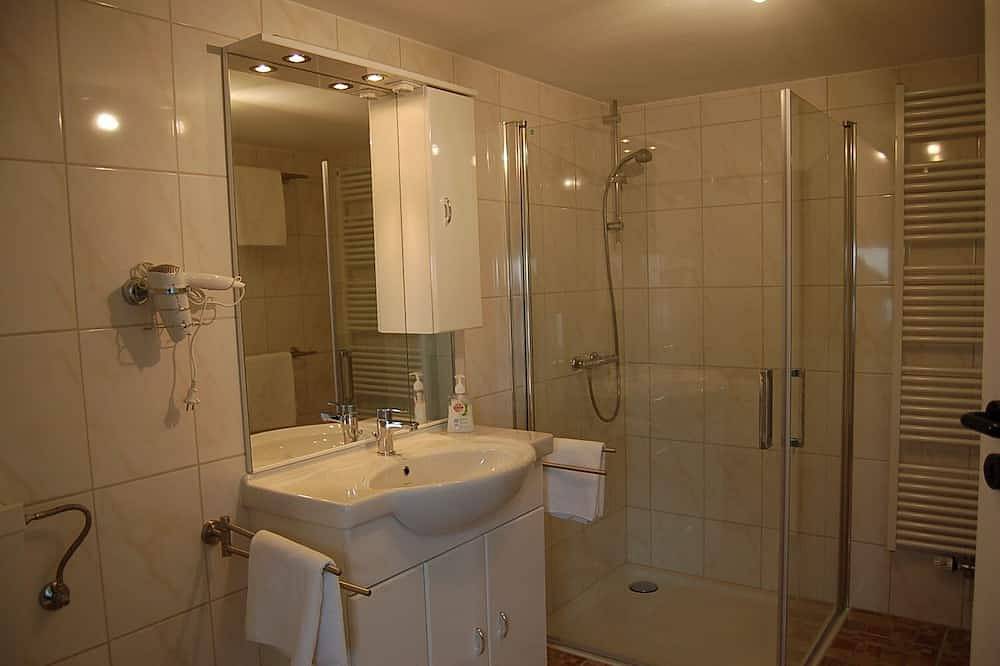 Ganze Wohnung, Ferienwohnung am Edersee in Basdorf, Vöhl