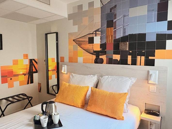 Hôtel pour 2 personnes, avec terrasse dans Office De Tourisme De La Rochelle - 2