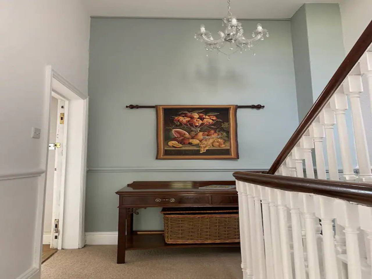Entire apartment, Bijoux Central Bath Period Apartment and Parking - Pass the Keys in Bath, Bath & North East Somerset