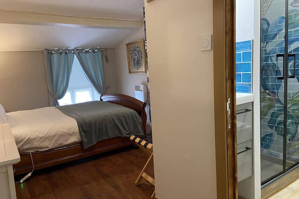 Gîte de vacances avec 2 chambres et 2 salles de bains avec piscine privée in Le Vigeant, Vienne (France)