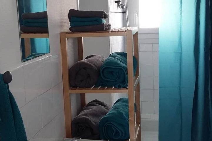 Gîte pour 4 personnes, avec balcon dans Plage Tres-Cadec - 3