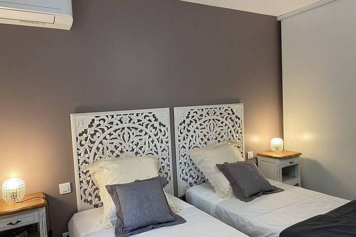 Gîte pour 6 personnes, avec jacuzzi et piscine à Manso (homonymie) - 3