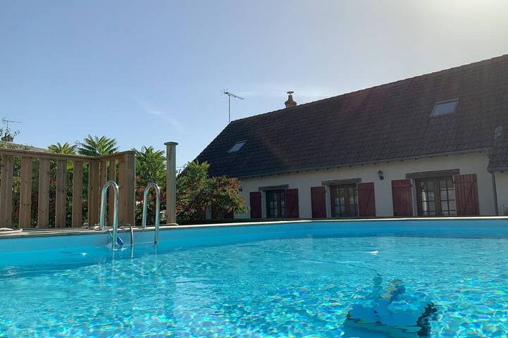 Location de vacances pour 15 personnes, avec piscine et jacuzzi à Blois